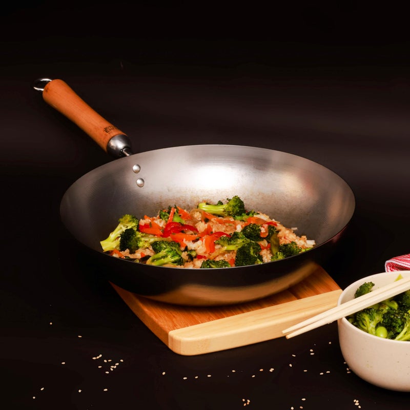 JOYCE CHEN Classic Series 12-Inch Carbon Steel Stir Fry Pan with Birch Handle - Image 5